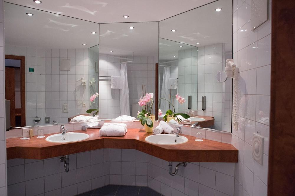 Amedia Frankfurt Russelsheim Trademark Collection By Wyndham ภายนอก รูปภาพ