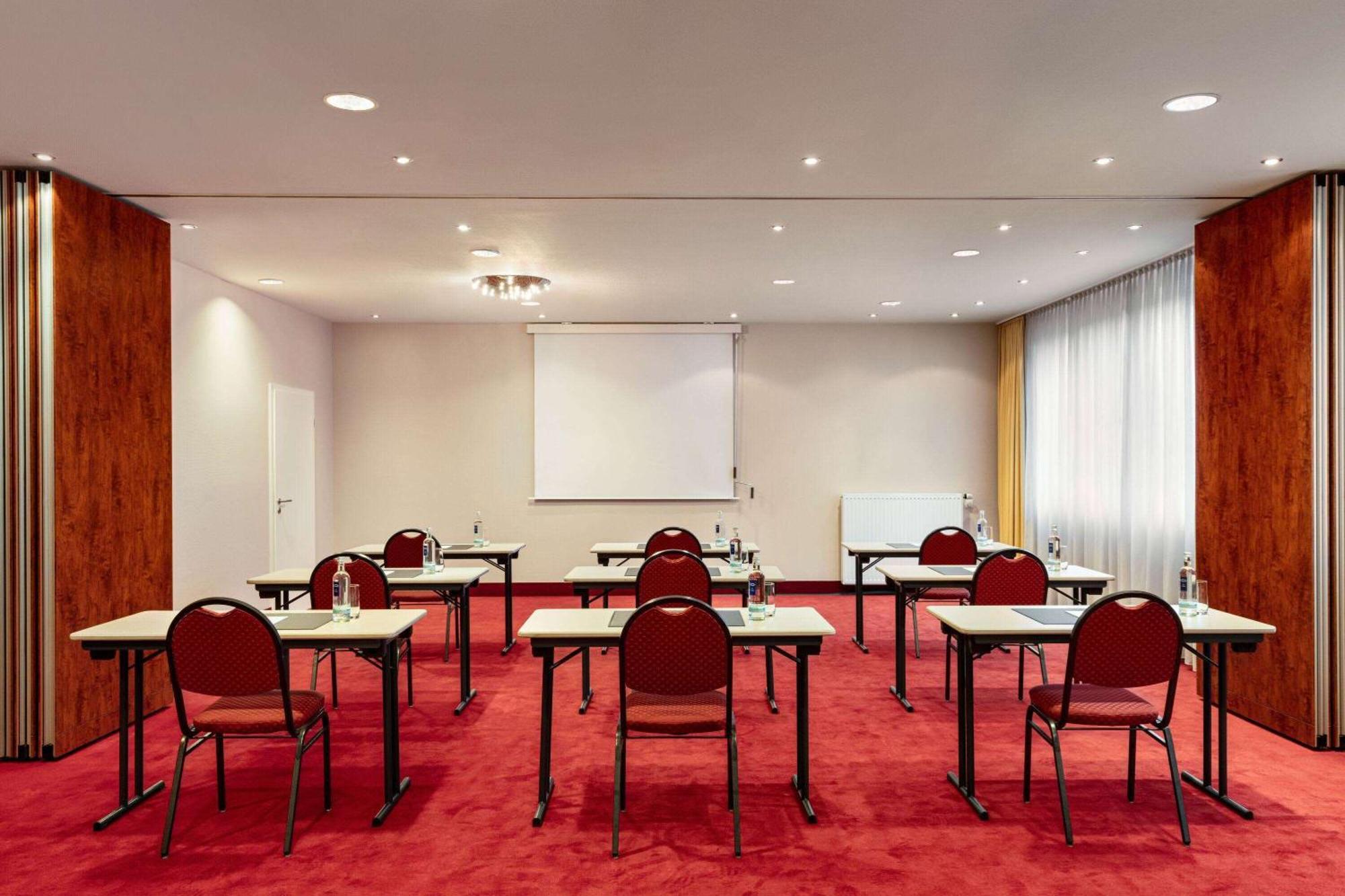 Amedia Frankfurt Russelsheim Trademark Collection By Wyndham ภายนอก รูปภาพ